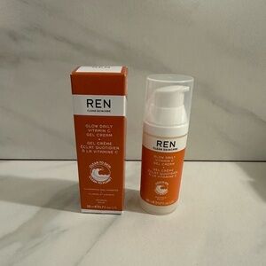 Ren Clean Skincare Glow Daily Vitamin C gel cream